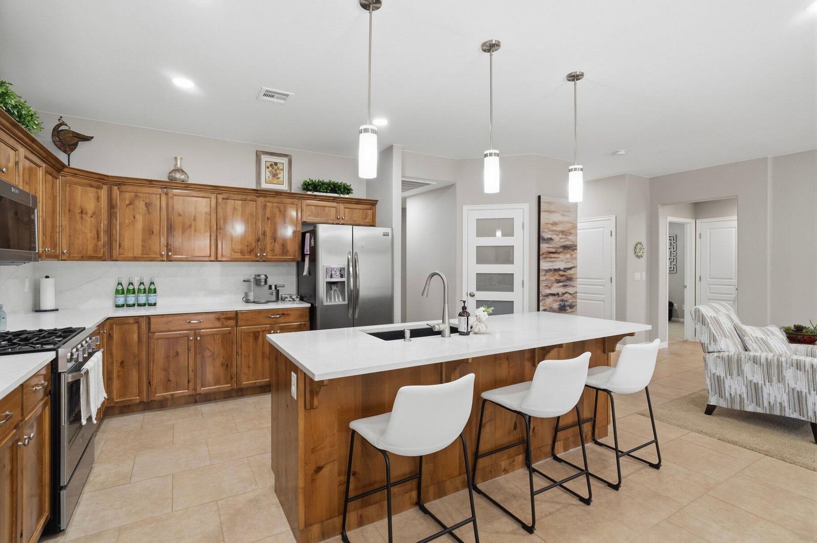 76 S 330 W, Ivins, photo 2 of 34