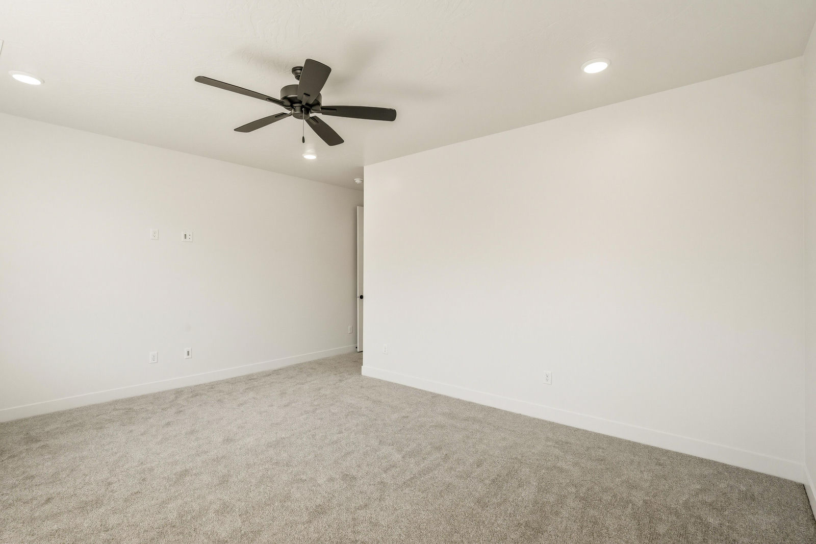3369 W Palomar, Hurricane, photo 6 of 11