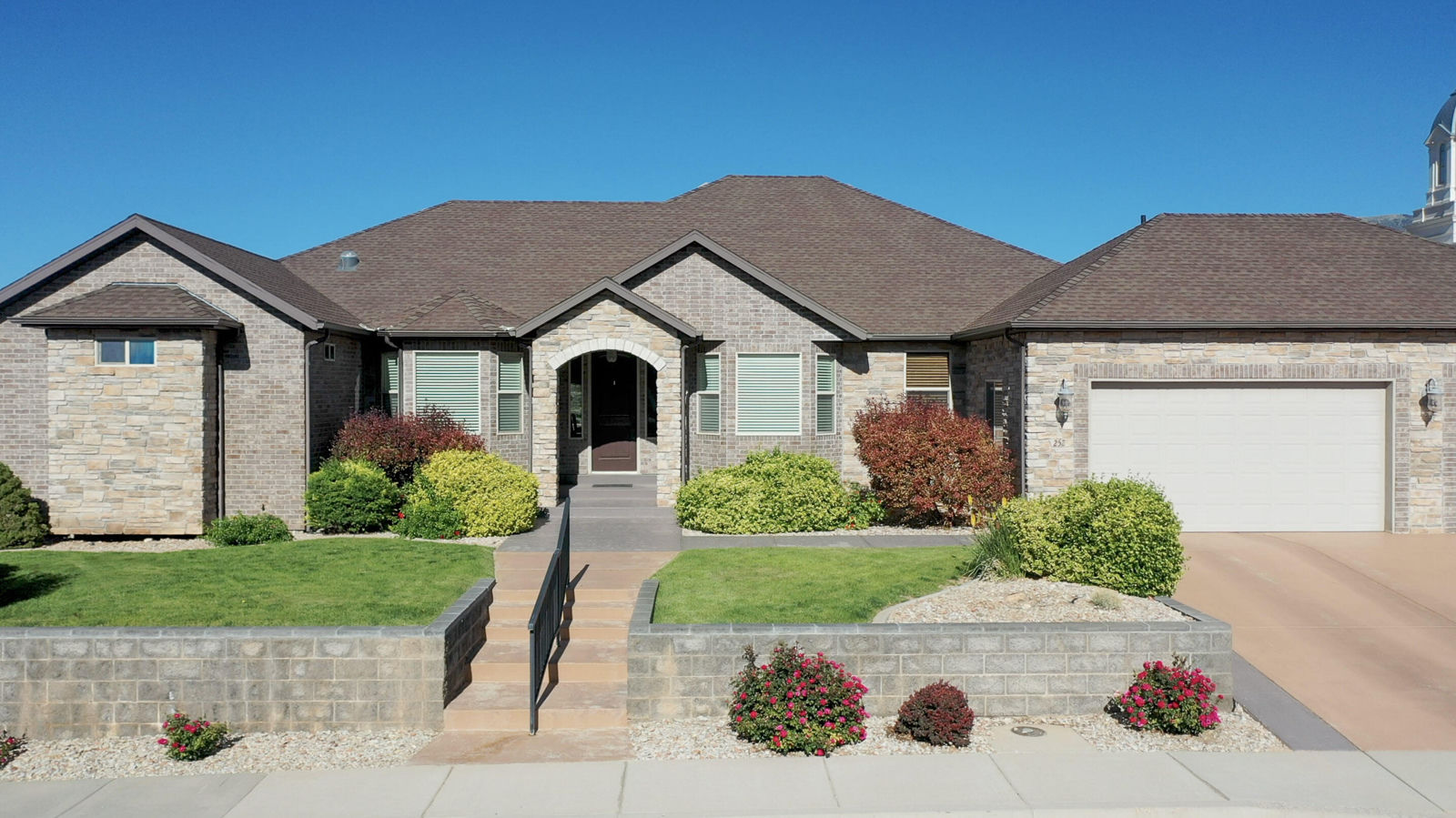 252 S Ridgeview W, Cedar City, photo 6 of 69