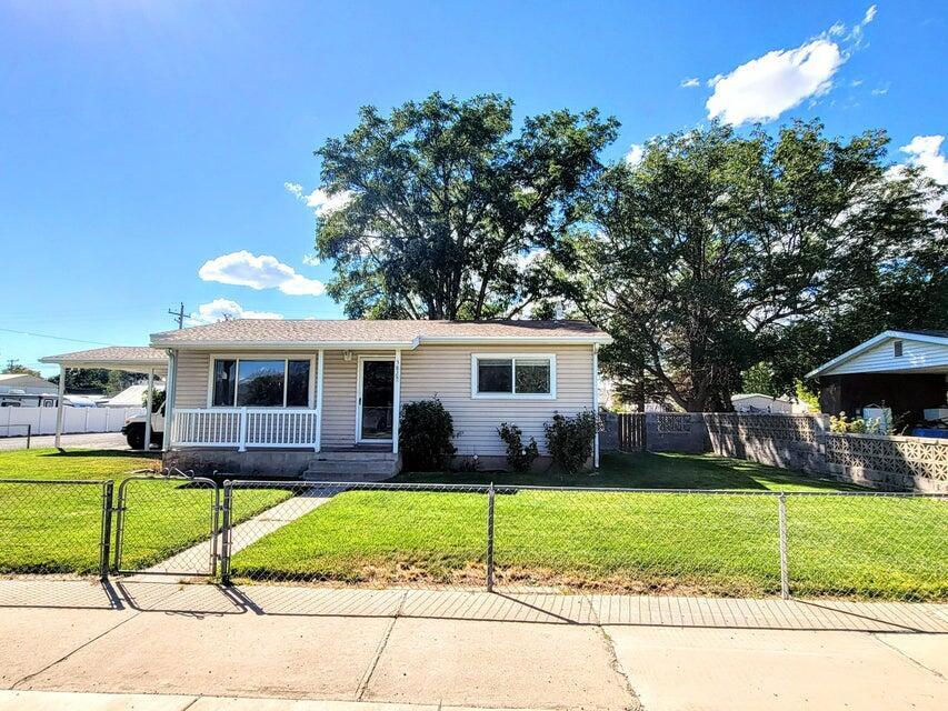 382 S 400 W, Milford, photo 2