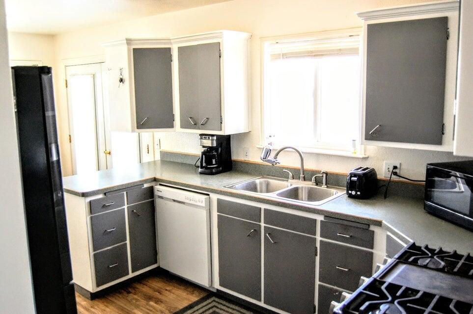 382 S 400 W, Milford, photo 11 of 54