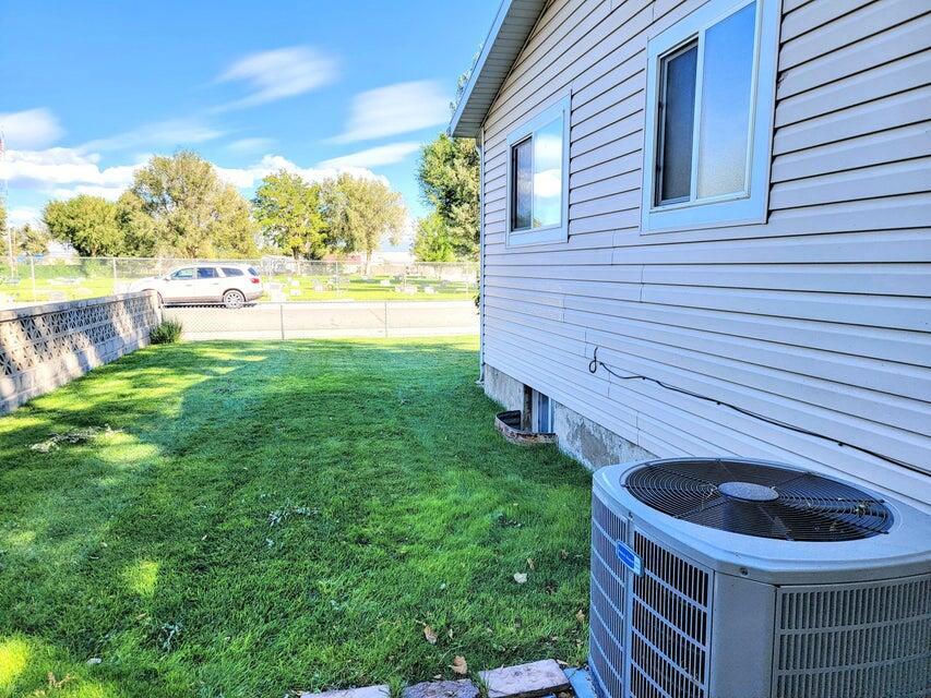 382 S 400 W, Milford, photo 54 of 54
