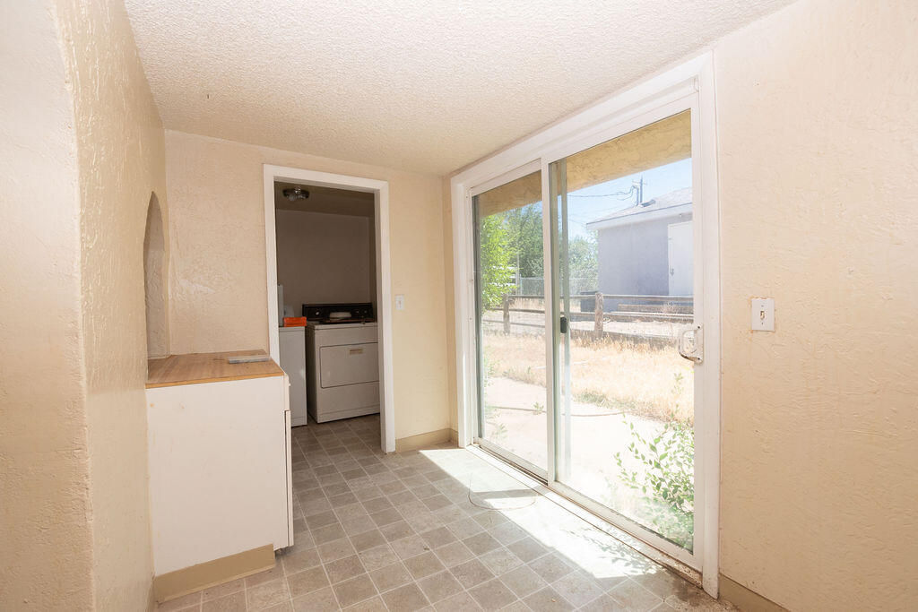 390 W 100 North ST, Beaver, photo 18 of 33