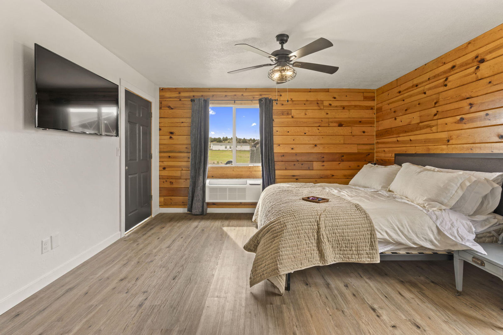 244 S Main ST, Hatch, photo 11 of 76