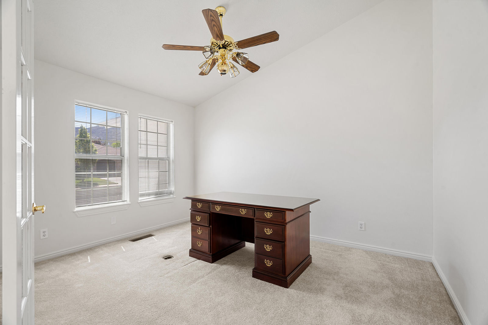 714 S St James Place, Cedar City, photo 12 of 75