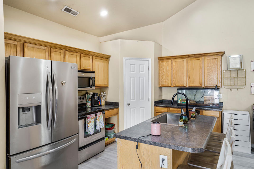 492 W 2100 N, Cedar City, photo 2