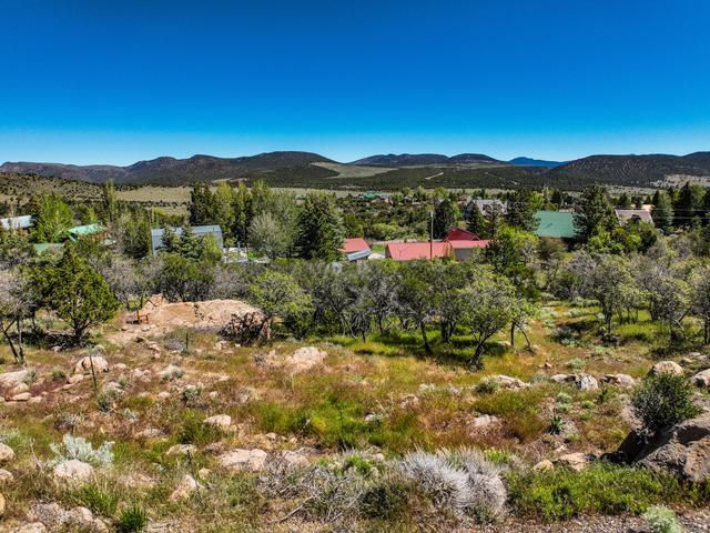 Hillside DR, Pine Valley