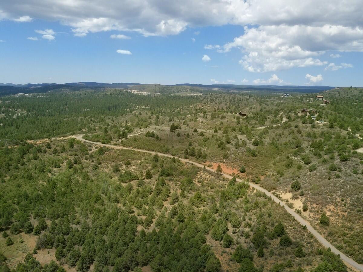 W Silverado Ridge, Duck Creek Village, photo 18 of 24