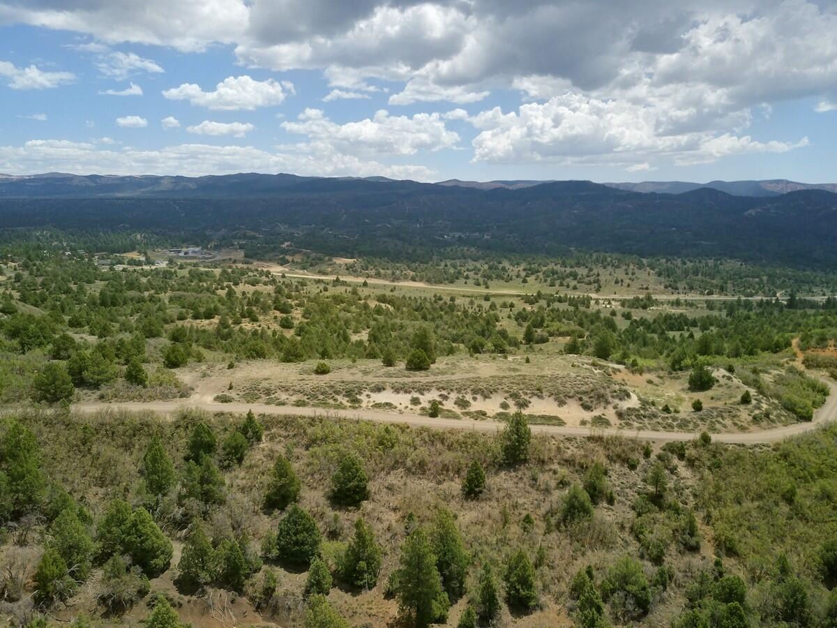 W Silverado Ridge, Duck Creek Village, photo 21 of 24