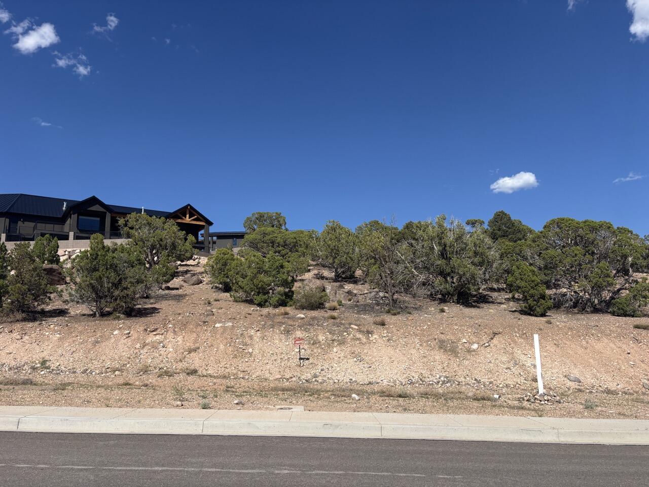 1813 S Twilight LN, Cedar City, photo 2 of 5