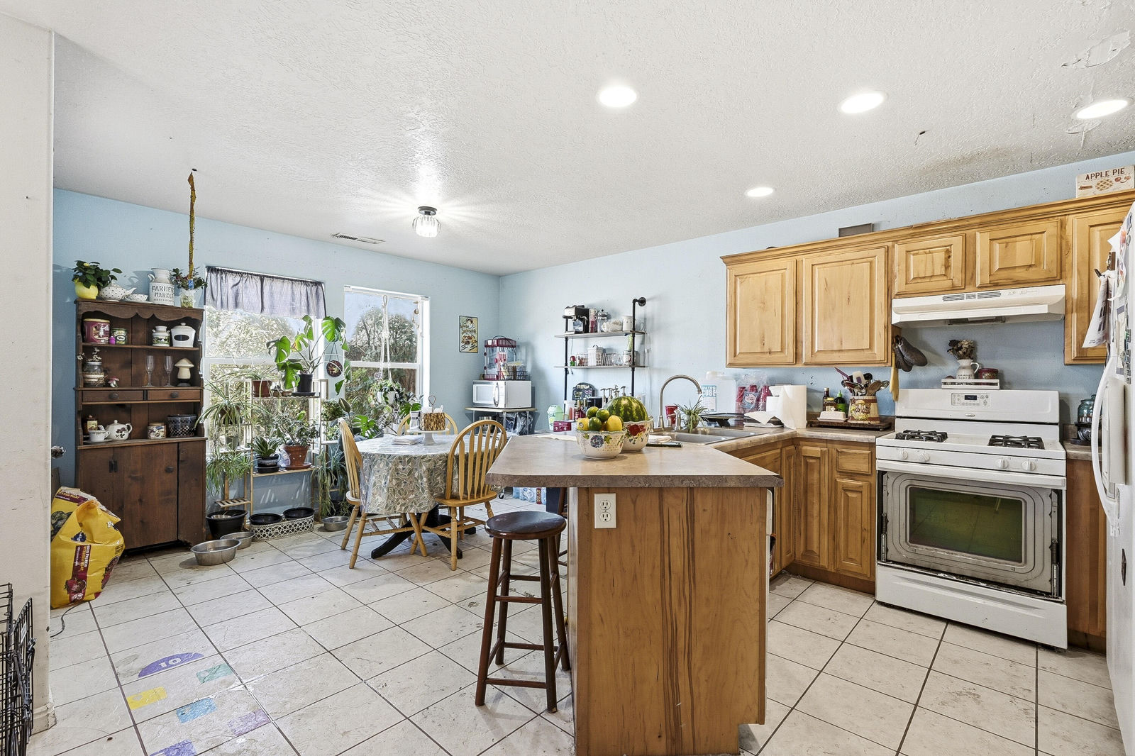 1005 W Brook ST, Cedar City, photo 9 of 34