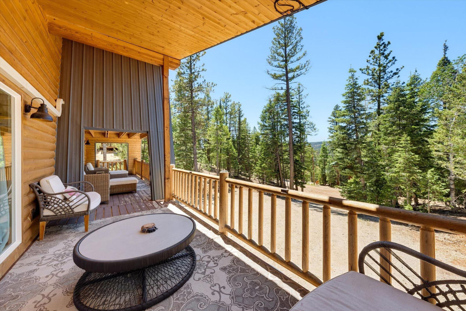 570 N Skyline CIR, Duck Creek Village, photo 48 of 82