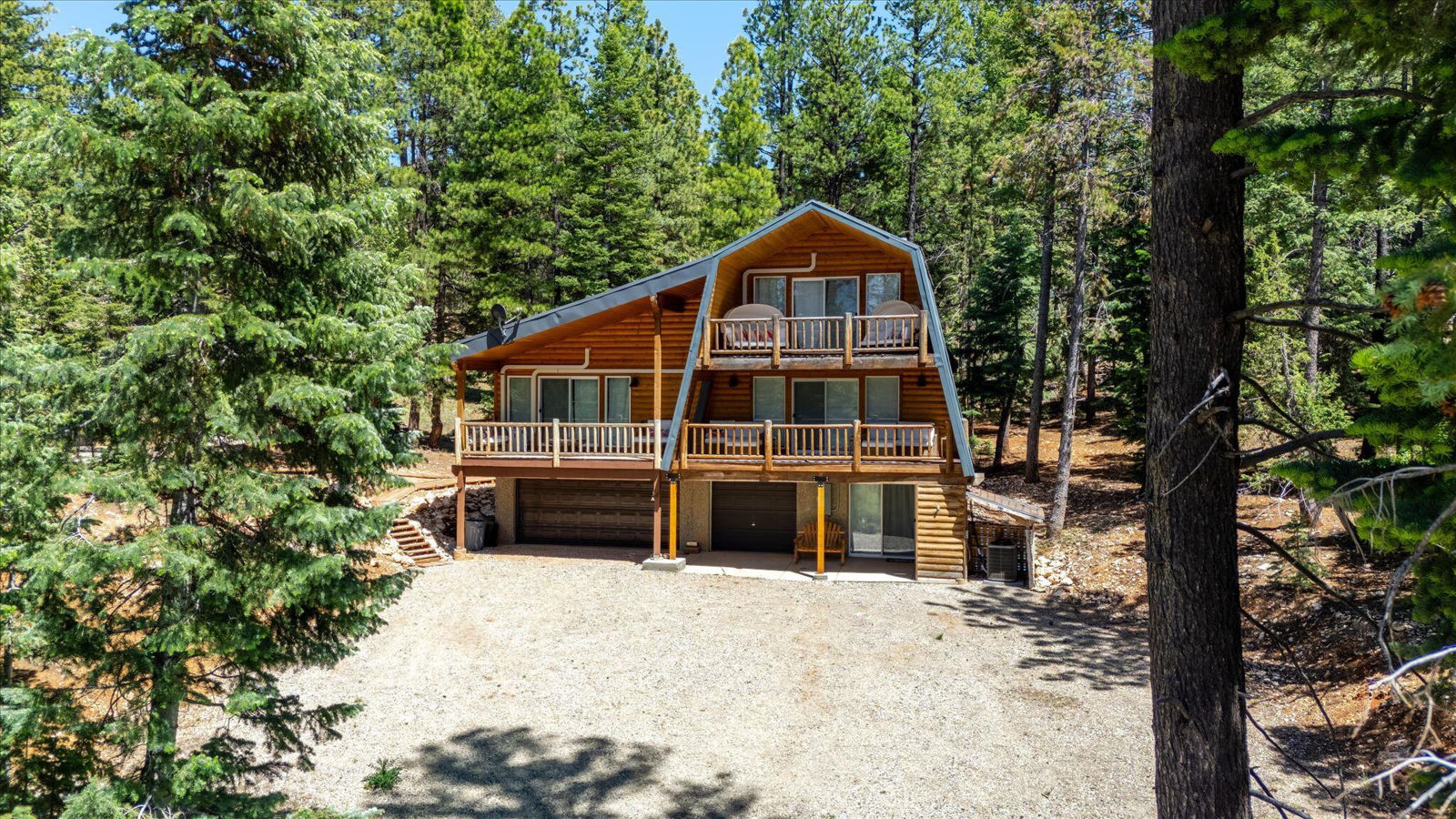 570 N Skyline CIR, Duck Creek Village, photo 60 of 82