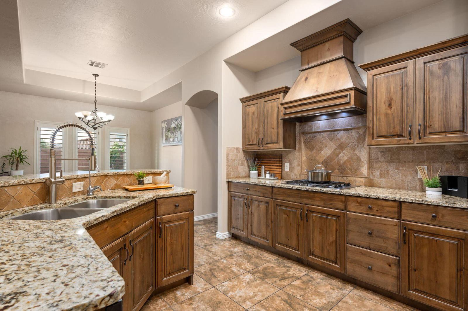 2893 E Carmine DR, St George, photo 8 of 35