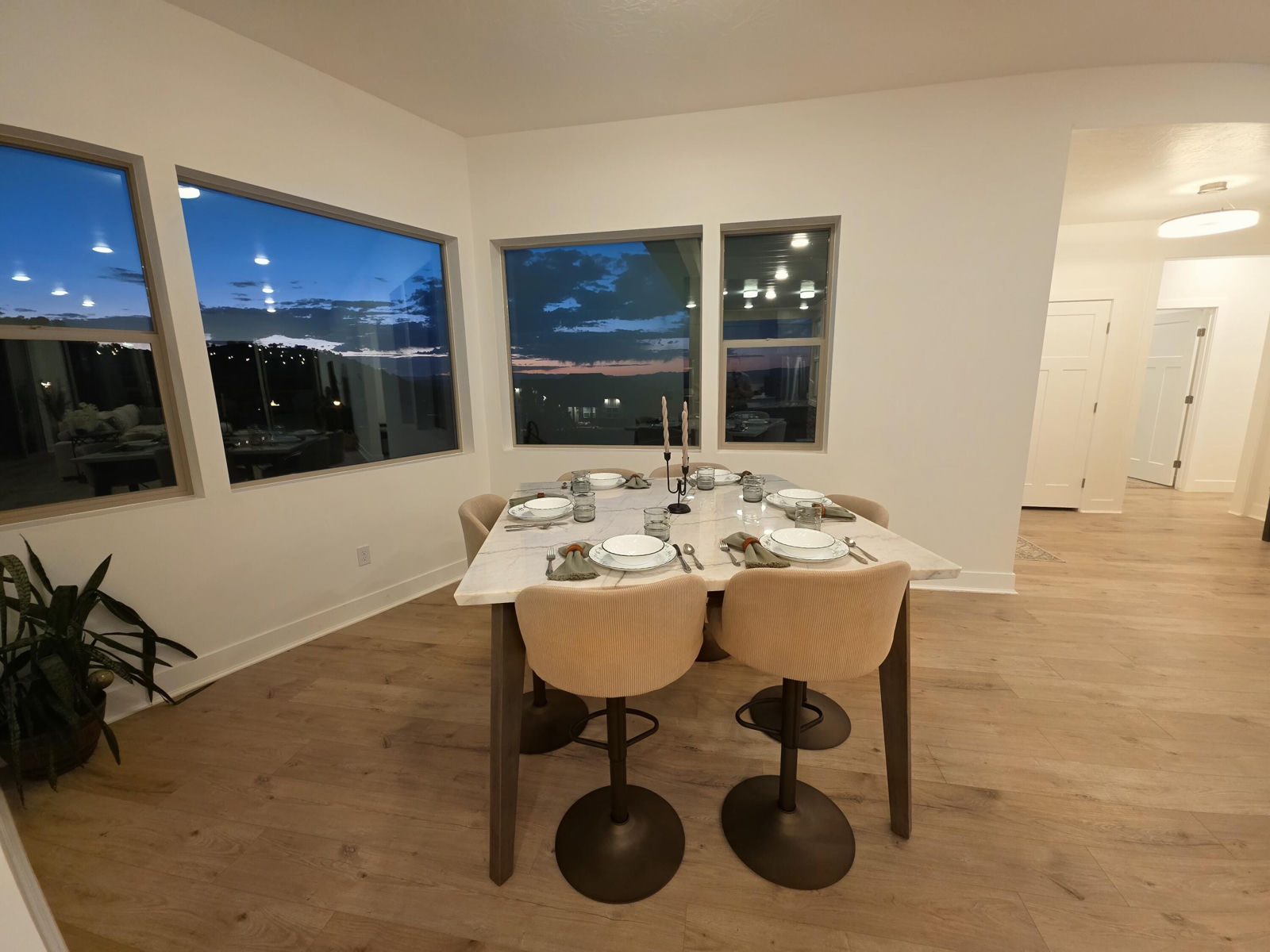 1824 N Splinter Wood LN, Cedar City, photo 2 of 117