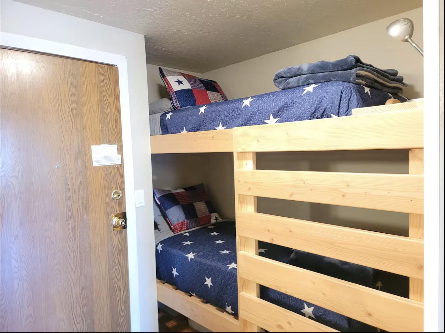 464 N North, #B302, Brian Head, photo 22 of 35