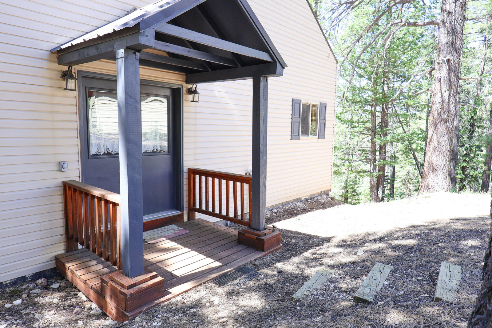 3350 E Hilton Trail, Duck Creek Village, photo 6 of 26