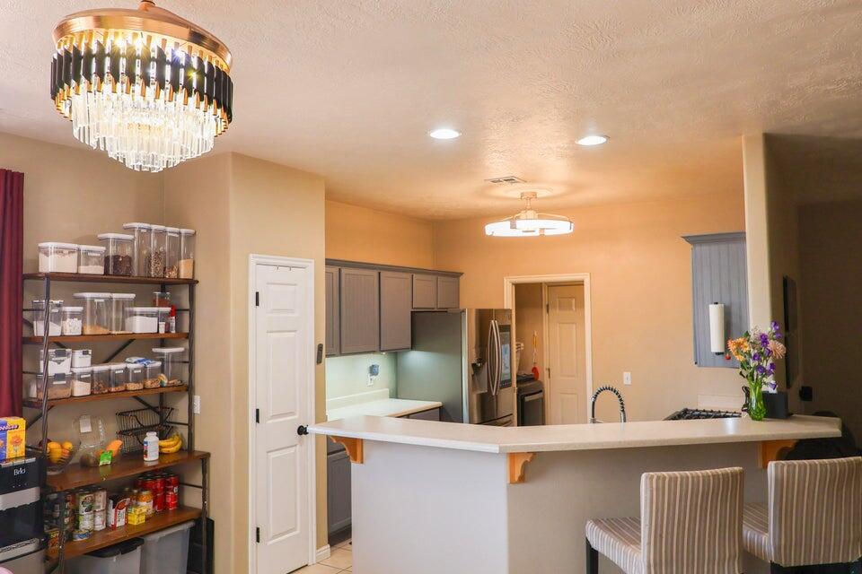 635 E 460 S, Ivins, photo 9 of 40
