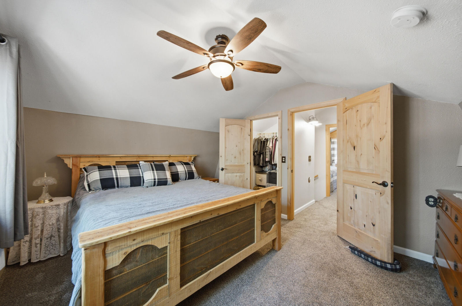 3320 E Rock Chuck RD, Duck Creek Village, photo 14 of 37