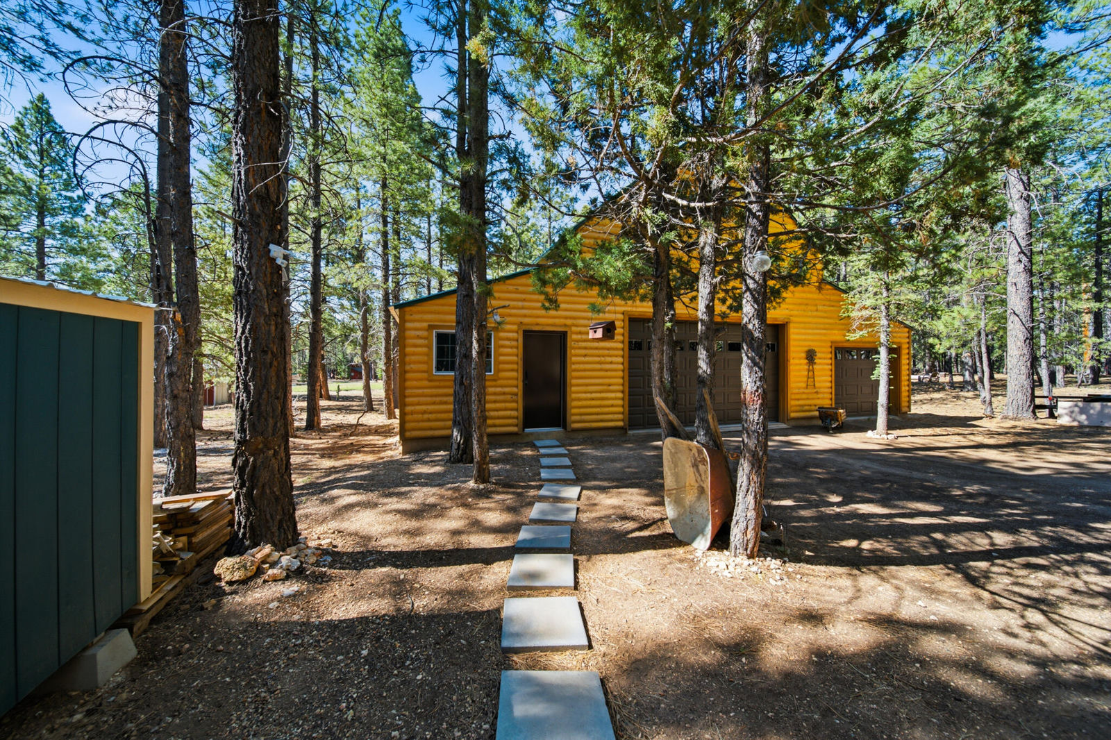 3320 E Rock Chuck RD, Duck Creek Village, photo 23 of 37
