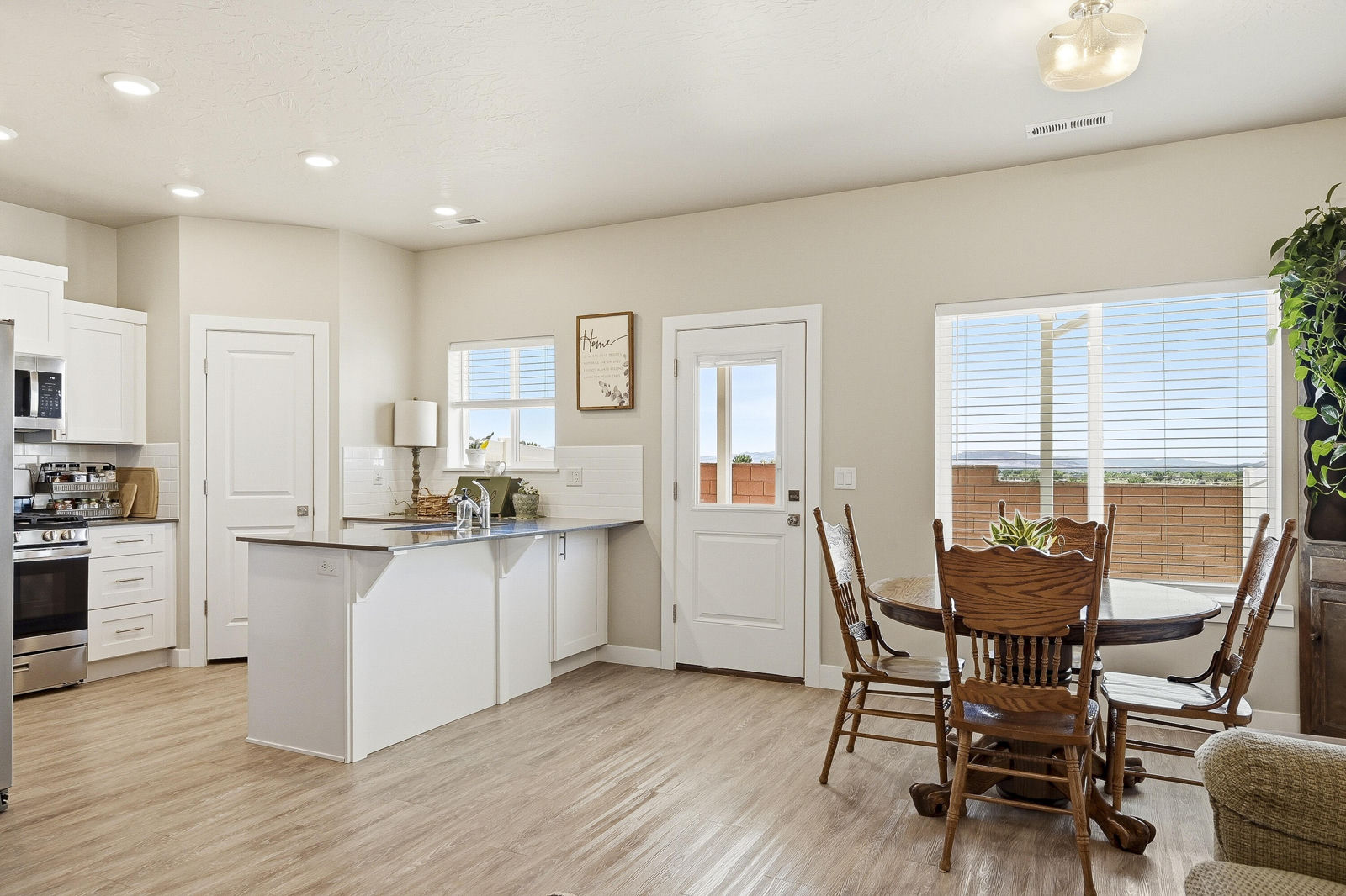 3057 N 125 E, Cedar City, photo 6 of 41