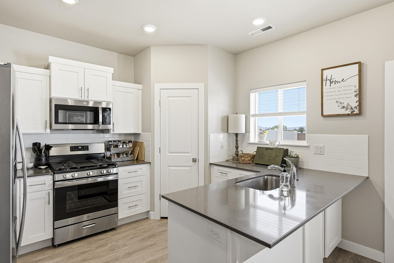 3057 N 125 E, Cedar City, photo 9 of 41