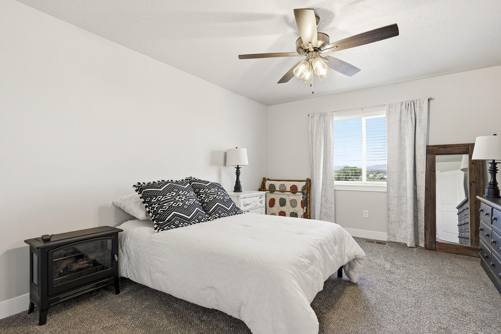 3057 N 125 E, Cedar City, photo 16 of 41
