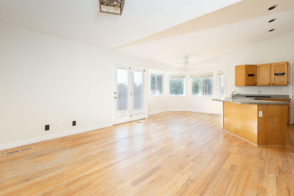722 S 860 W, Cedar City, photo 8 of 33