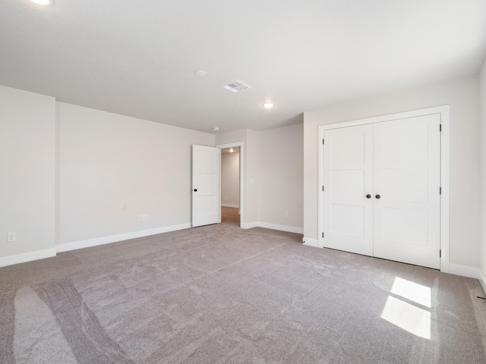 4648 W 250 N, Cedar City, photo 34 of 47
