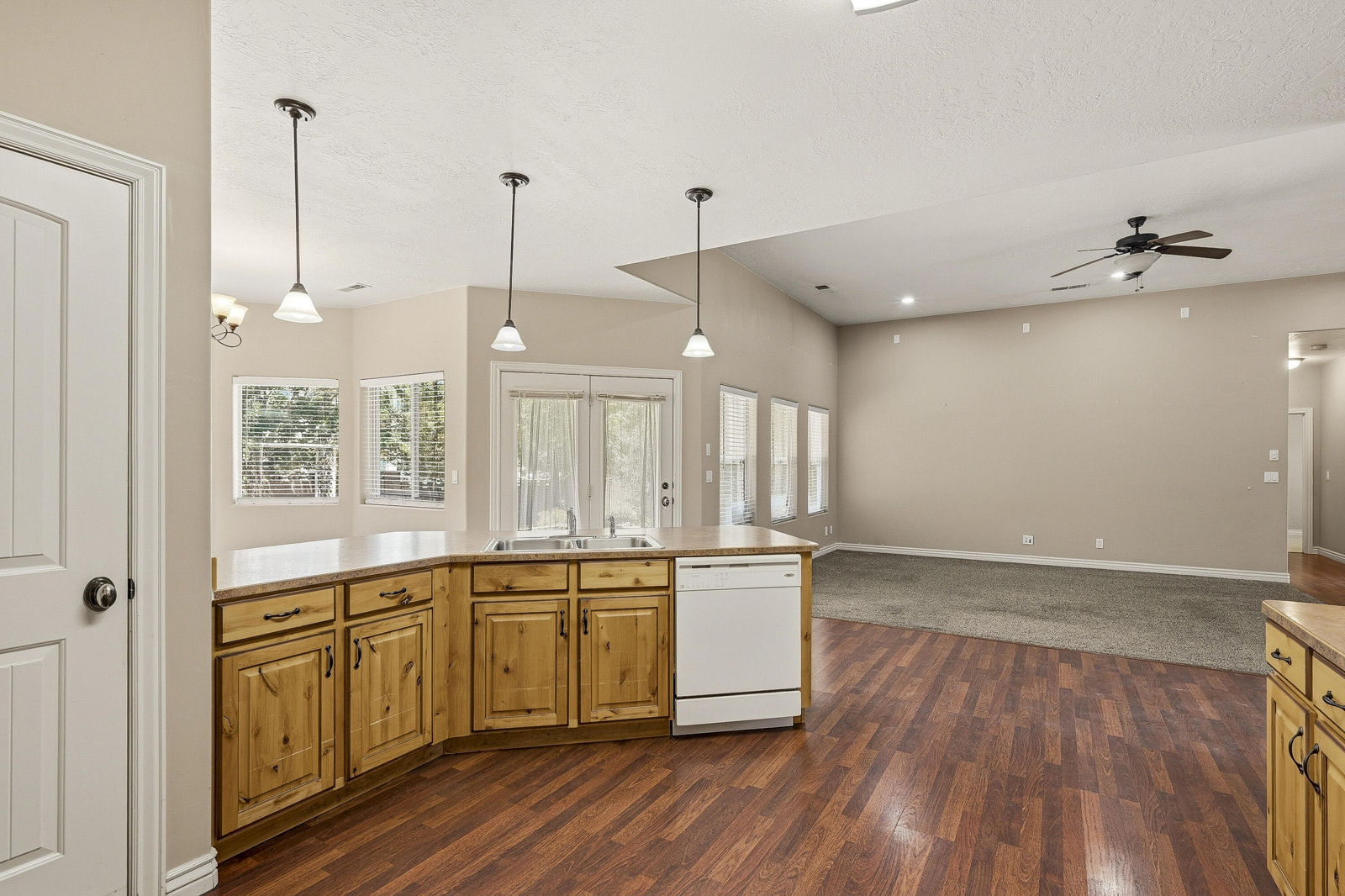180 S 2875 W, Cedar City, photo 13 of 43