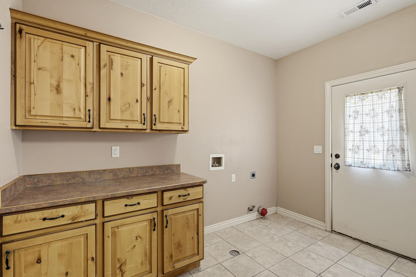 180 S 2875 W, Cedar City, photo 15 of 43