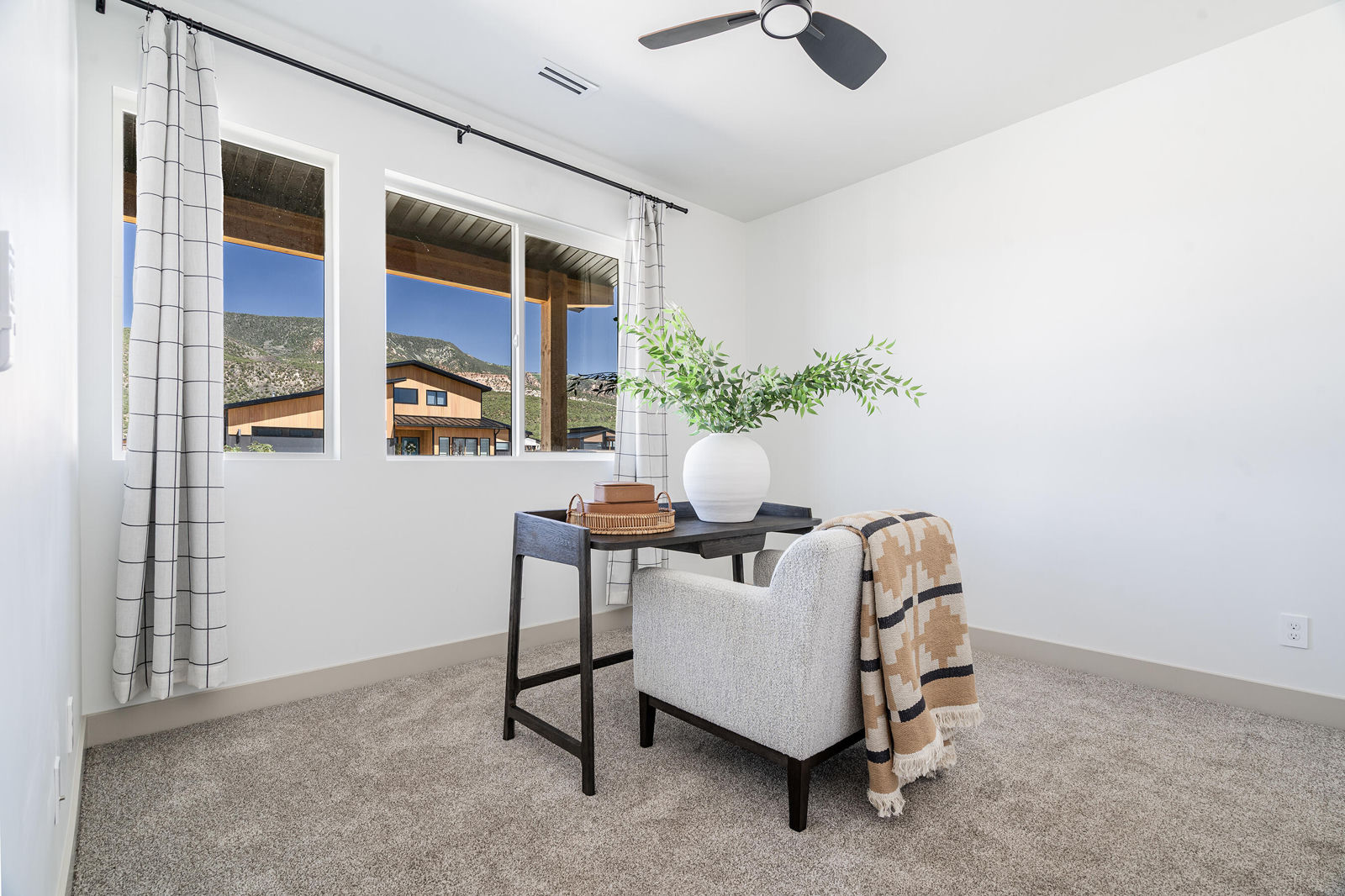 2702 S Mann LN, Cedar City, photo 7 of 35