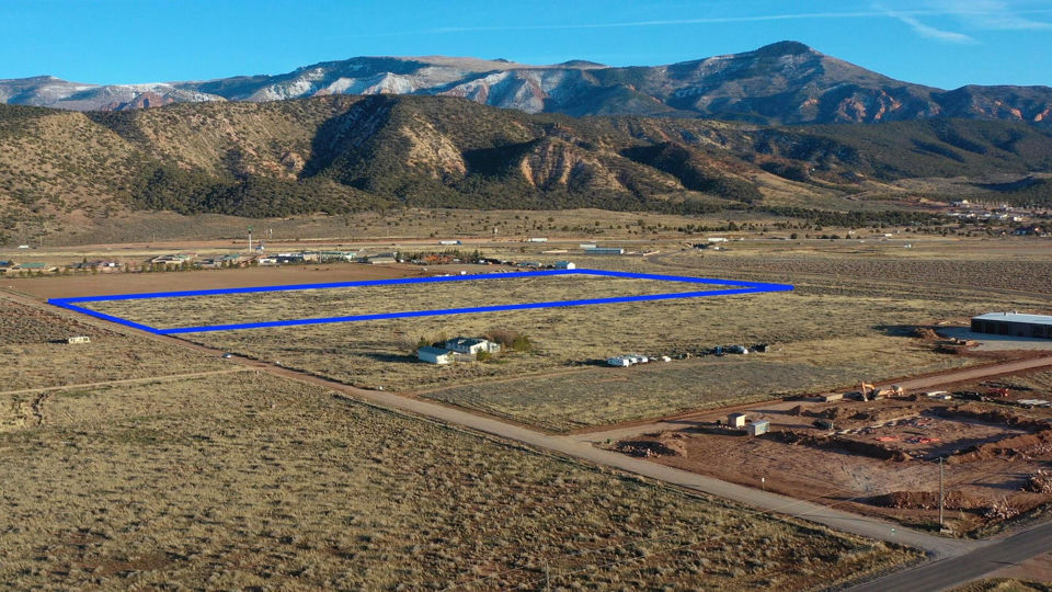 5561 W 3600 S, Cedar City