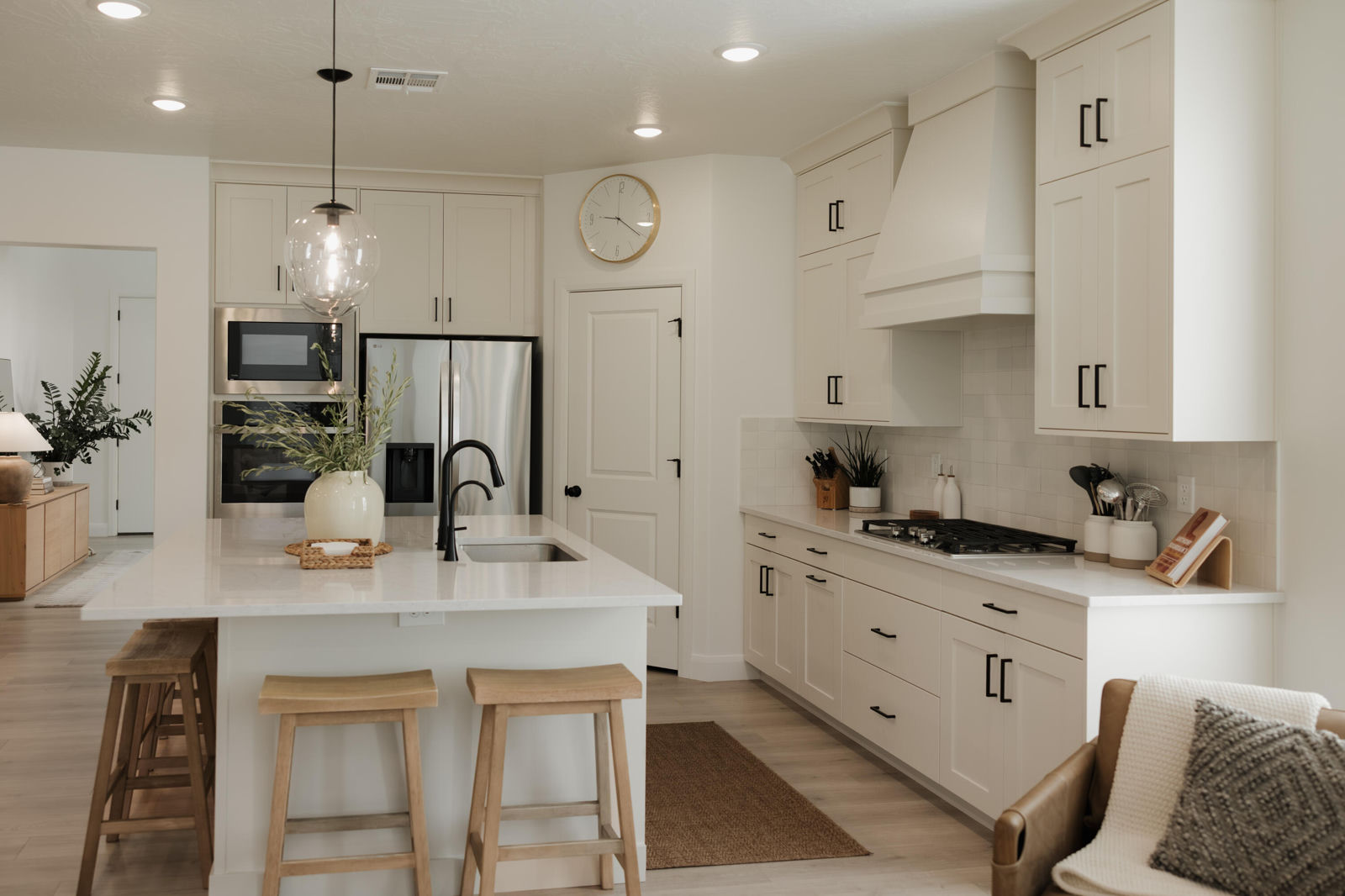 629 Spring Lily DR, St George, photo 8 of 50