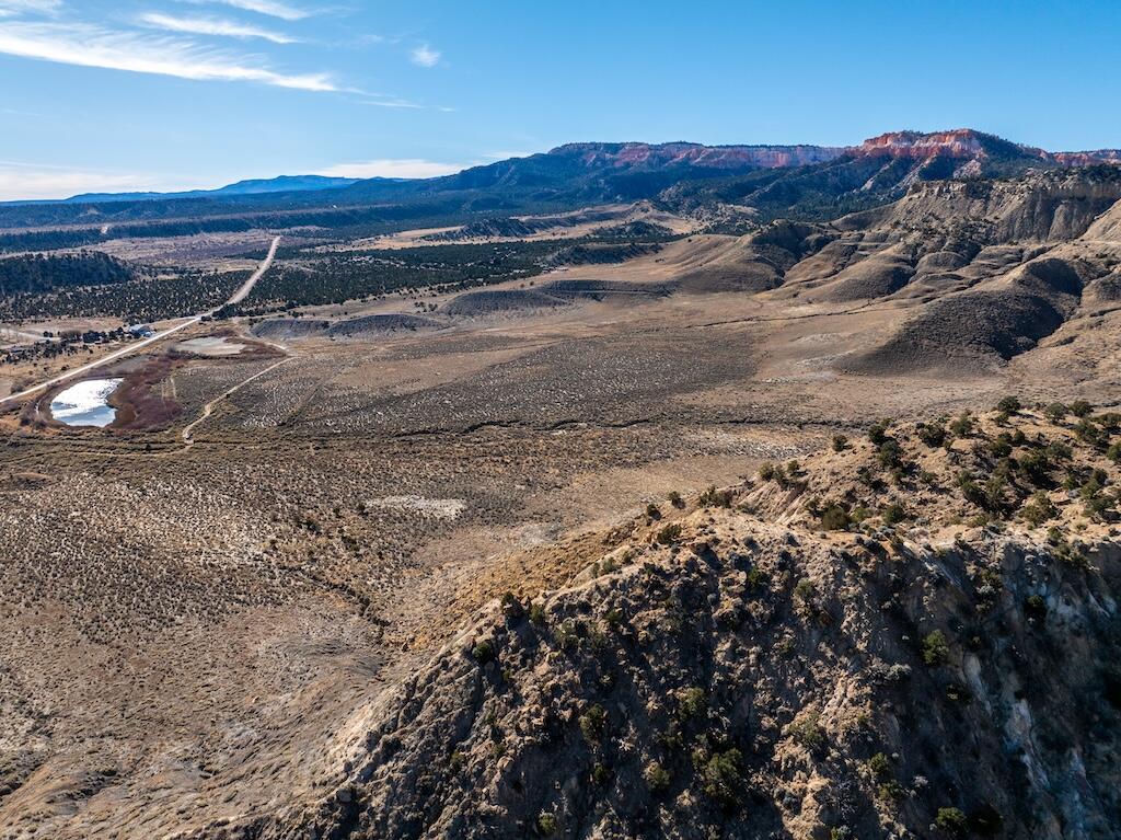 1040 W Under The Rim RD, Tropic, photo 8 of 18