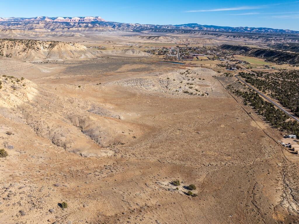 1040 W Under The Rim RD, Tropic, photo 13 of 18