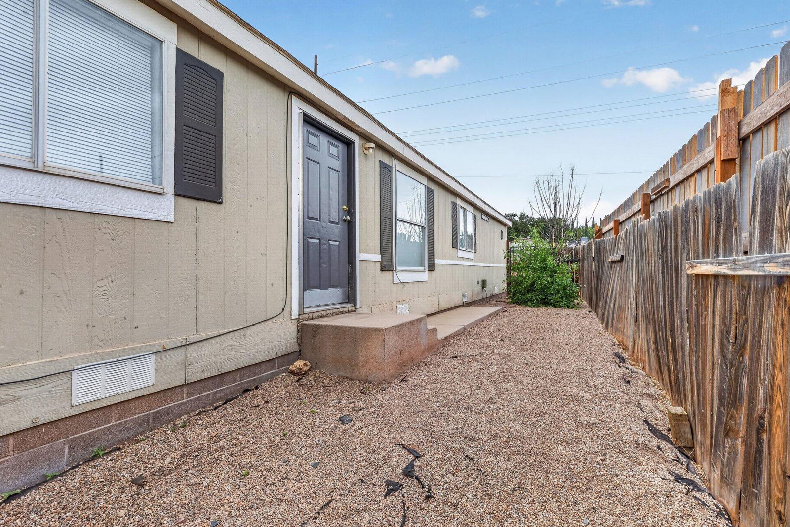 340 E Telegraph ST, Washington, photo 1