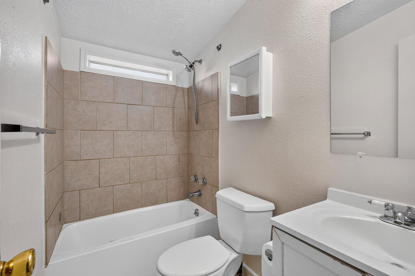 340 E Telegraph ST, Washington, photo 13 of 32