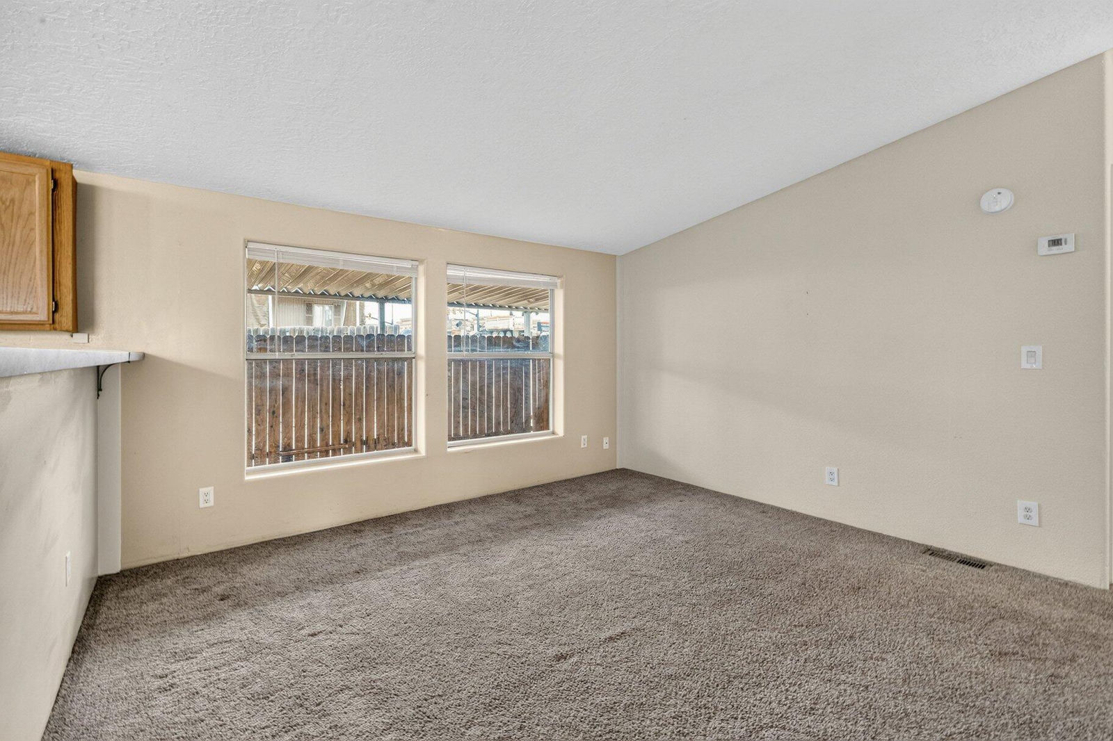 340 E Telegraph ST, Washington, photo 16 of 32