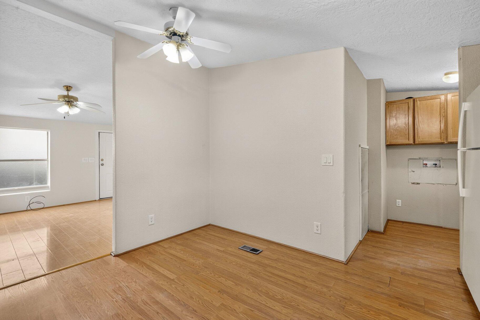 340 E Telegraph ST, Washington, photo 21 of 32