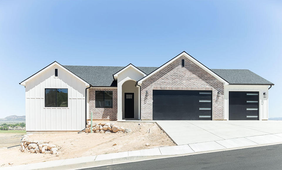 3256 W Kingsbury DR, Cedar City