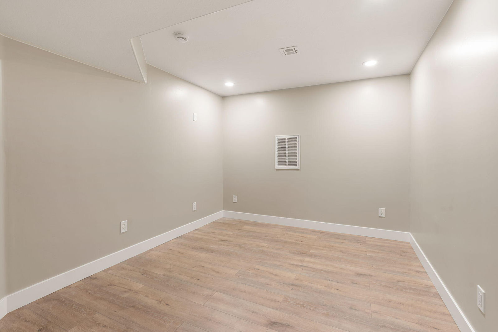 1254 N Ridgeway DR, Cedar City, photo 42 of 75