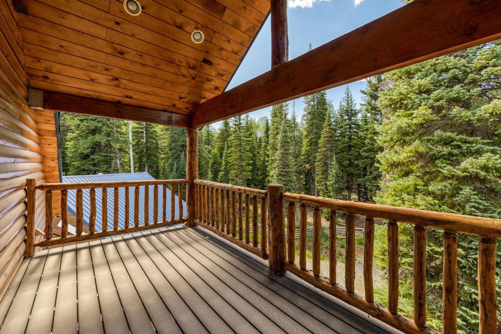 250 Silver Spruce DR, Duck Creek Village, photo 23 of 54