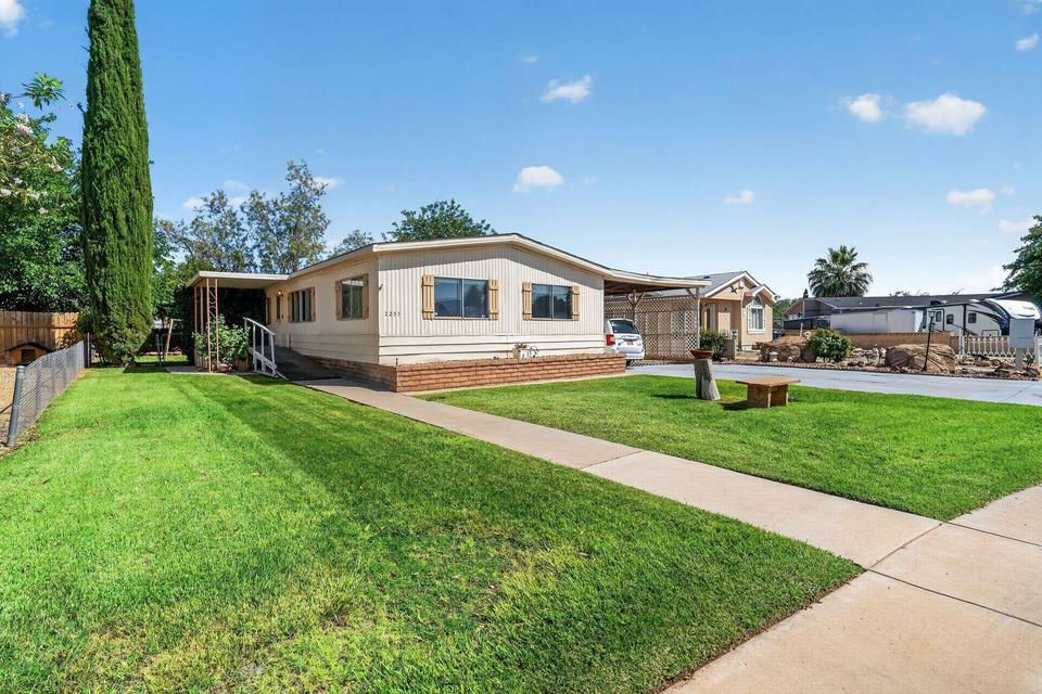 2055 W 1760 N, St George, photo 33 of 39
