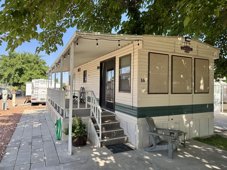 1150 W Red Hills Parkway, #16, Washington