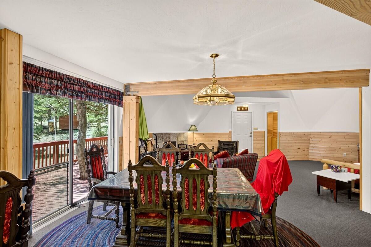 105 S Meadow DR, Mammoth Creek, photo 10 of 50