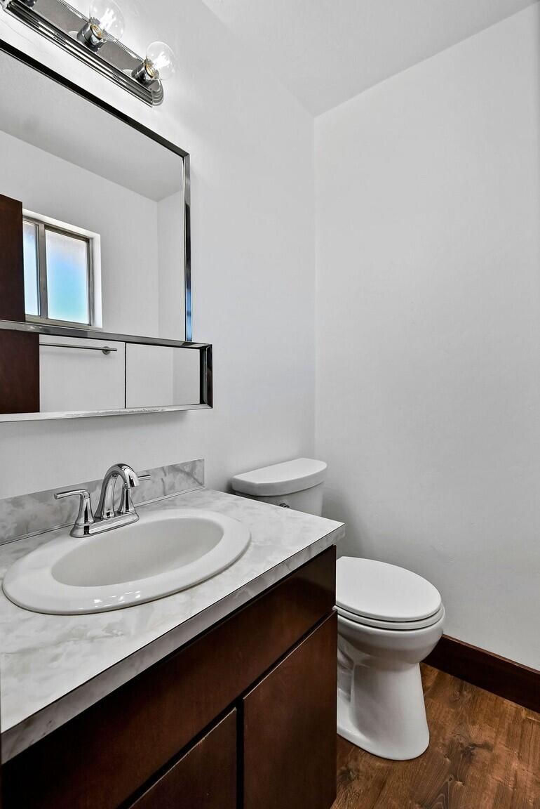 392 W Venice Center ST, Venice, photo 10 of 36