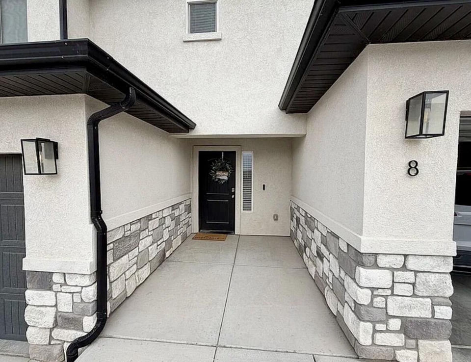 668 E Fiddlers Cove DR, 8, Cedar City, photo 3