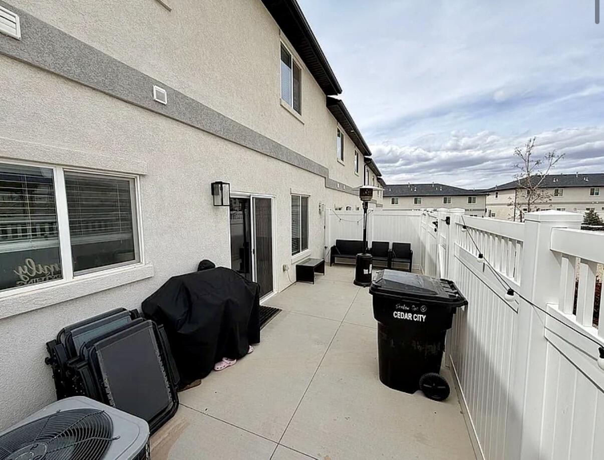 668 E Fiddlers Cove DR, 8, Cedar City, photo 30 of 34