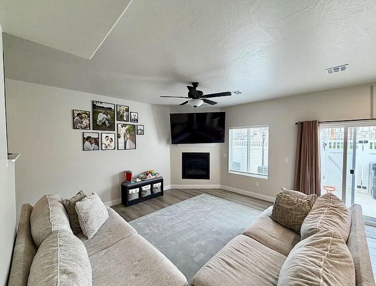 668 E Fiddlers Cove DR, 8, Cedar City, photo 8 of 34